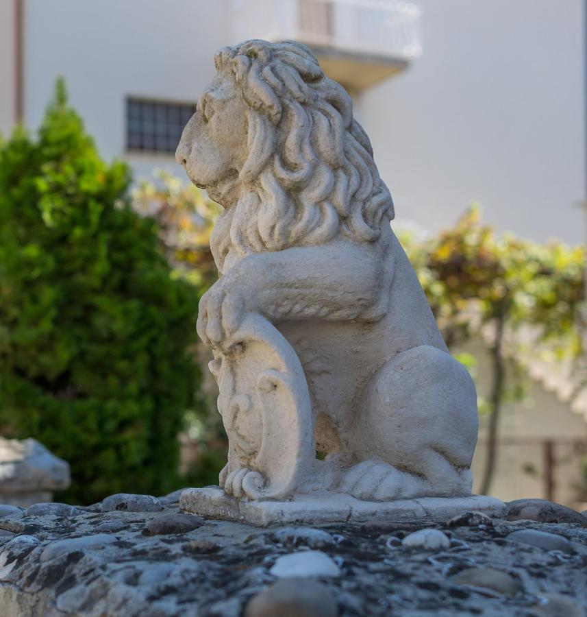 Apartment Novi Kaštela Zewnętrze zdjęcie