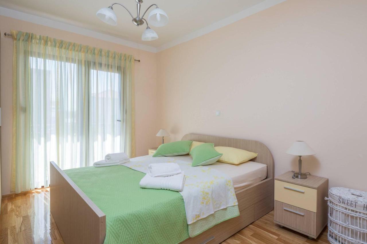 Apartment Novi Kaštela Zewnętrze zdjęcie